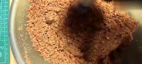 钓鱼饵料水溶打窝袋,精准诱鱼的秘诀