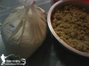 海竿钓鱼饵料快速浸泡秘籍,3分钟搞定诱鱼高手