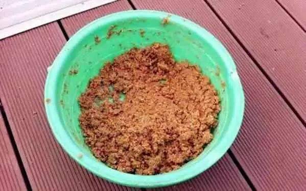 钓鱼饵料豆饼粉的使用方法详解 钓鱼饵料豆饼粉的使用方法详解