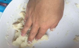 寒冬钓鱼秘籍,自制饵料的黄金配方与制作技巧 寒冬钓鱼秘籍,自制饵料的黄金配方与制作技巧