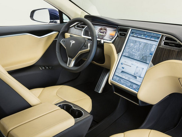 雨天驾驶车辆有哪些避险方法？